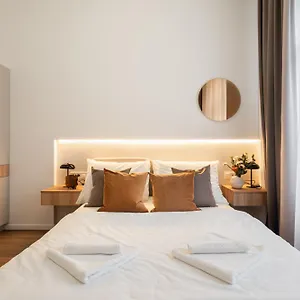  Apartment Boutique Suites, Location By Bqa